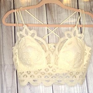 Zenana NWOT Bralette